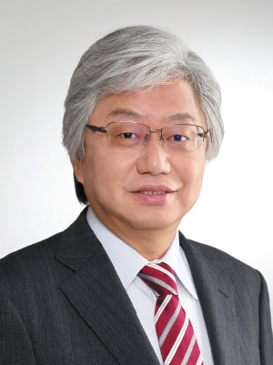 講師